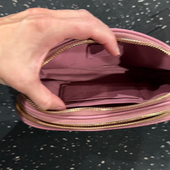 Coach Blush Pink multi- zipper pocket Wristlet - Picture 5 of 10